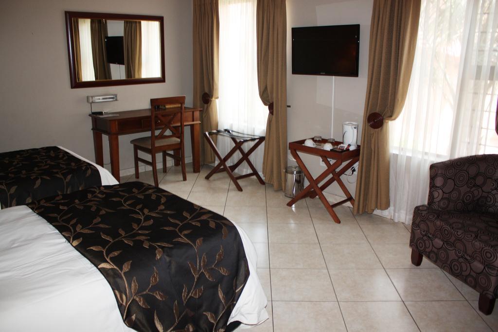 Eagles Nest Lodge Johannesburg Ngoại thất bức ảnh